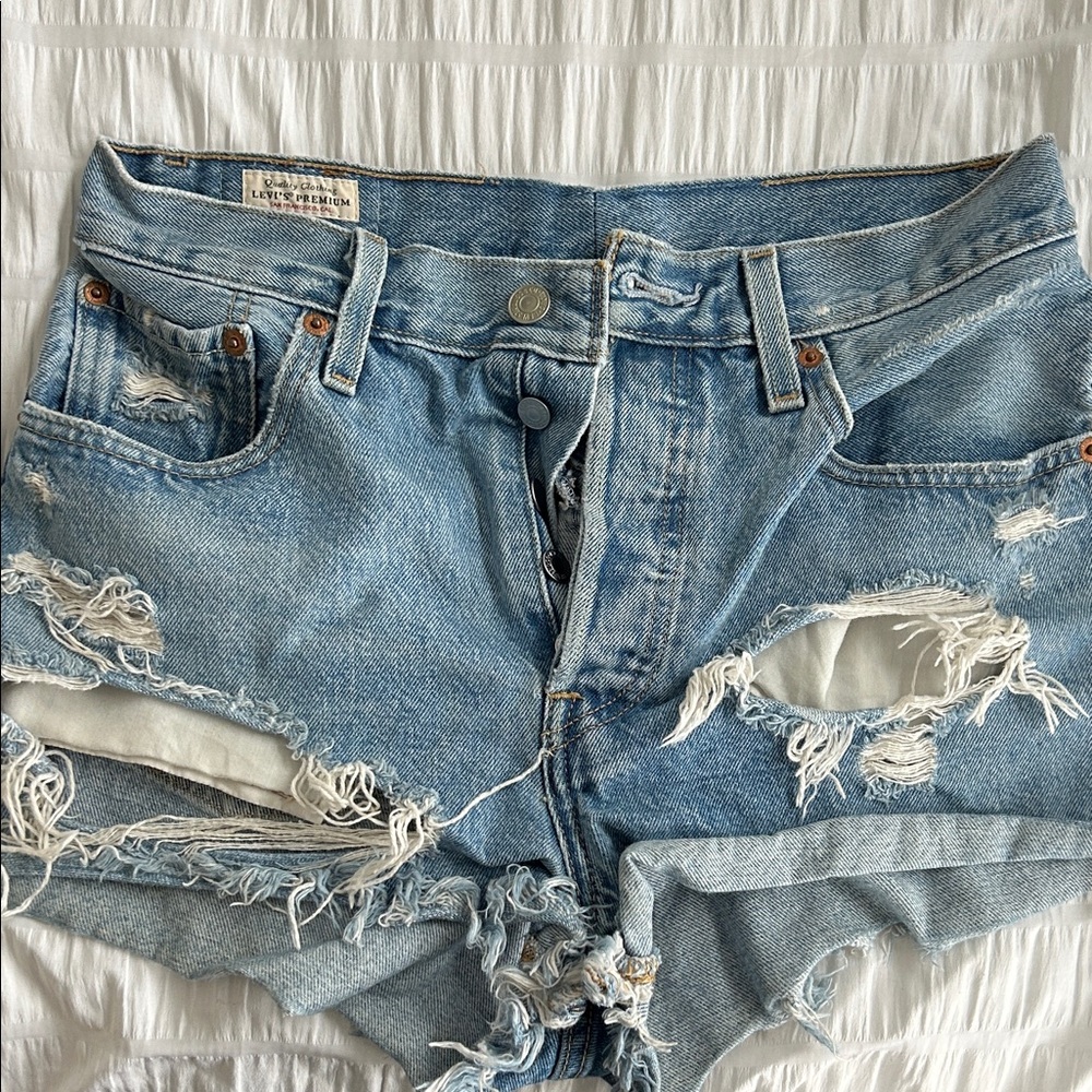 Levi's Women's Ripped Jean Shorts - Light Blue